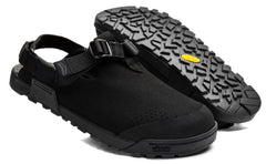Bedrock Mountain Clog - Synthetic Suede - obsidian black